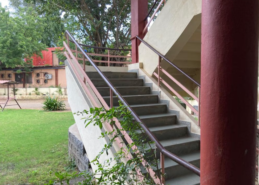 Maharashtra Shirdi Hotel Exterior