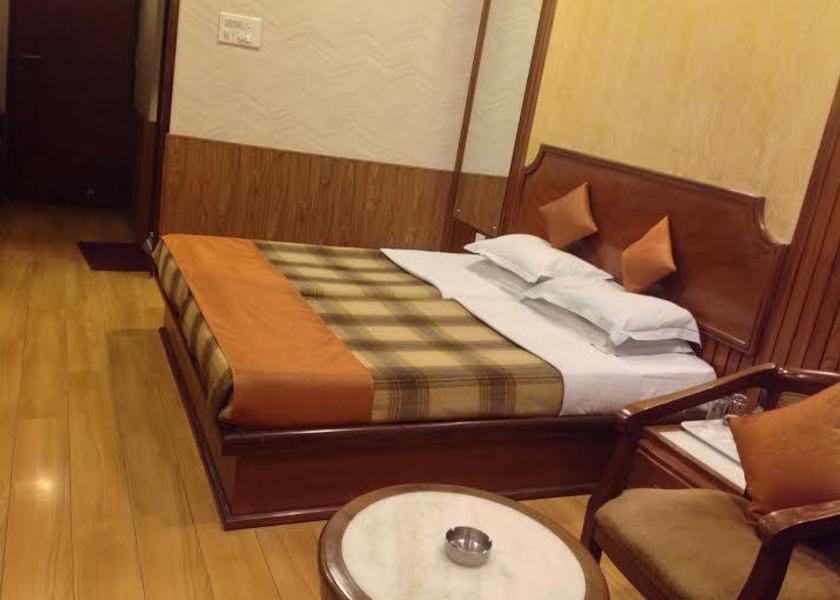 Himachal Pradesh Solan Classic Room