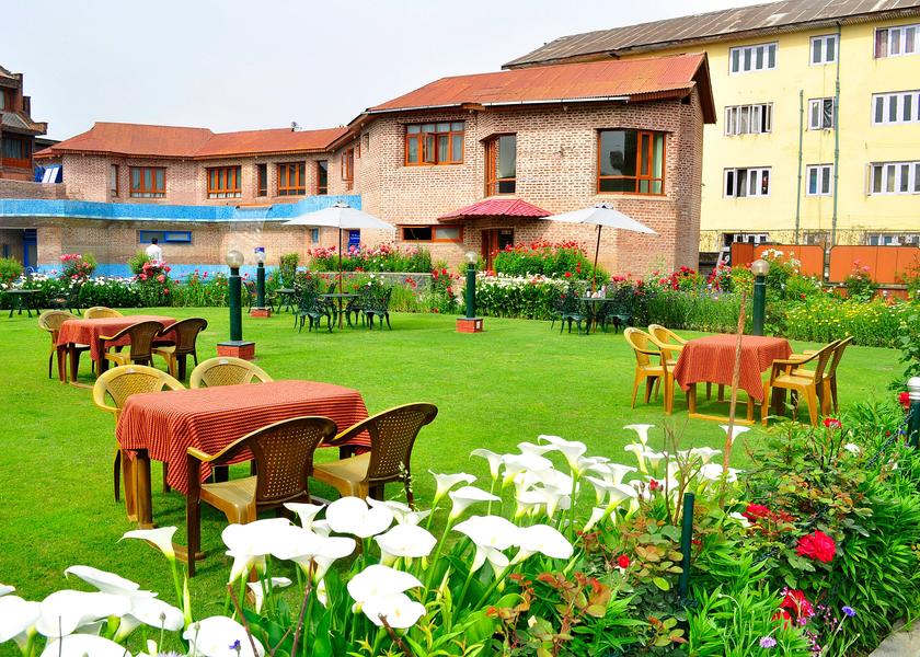Jammu and Kashmir Srinagar Outdoors