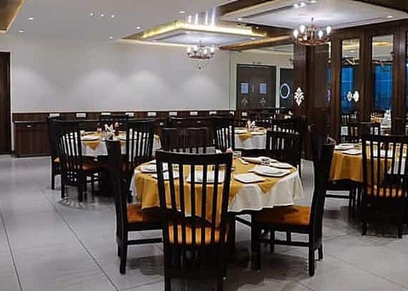 Gujarat Palsana Restaurant