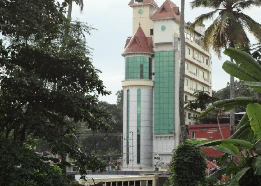 Kerala Thiruvalla Hotel Exterior