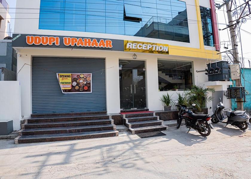 Andhra Pradesh Tirupati Public Areas