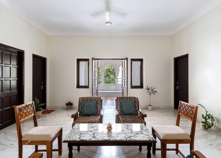 Rajasthan Udaipur Food & Dining