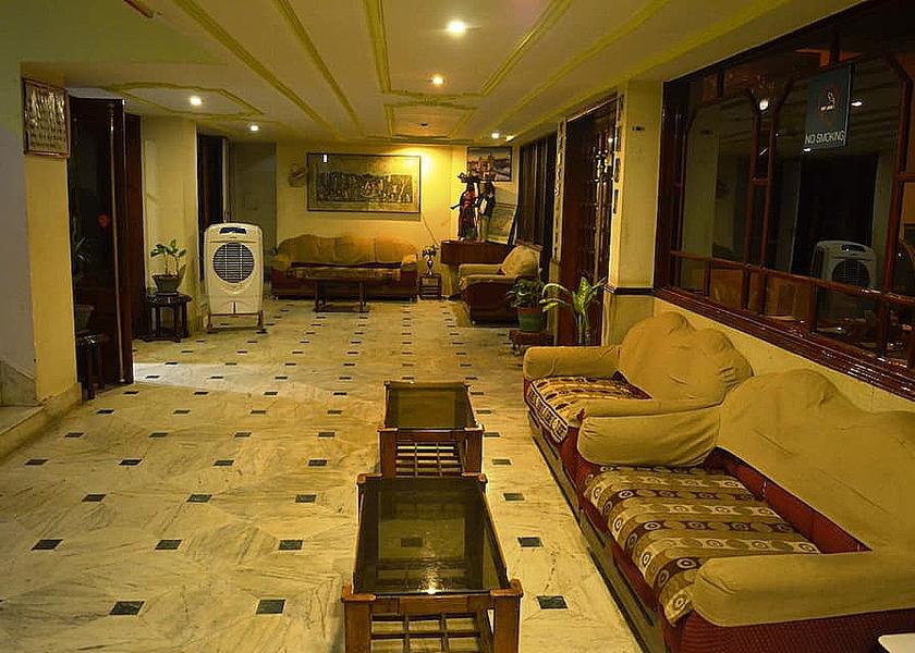 Uttar Pradesh Varanasi Lobby