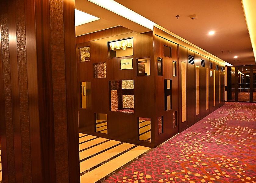 Uttar Pradesh Varanasi Public Areas