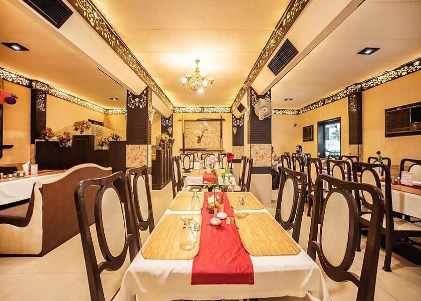 Uttar Pradesh Varanasi Food & Dining