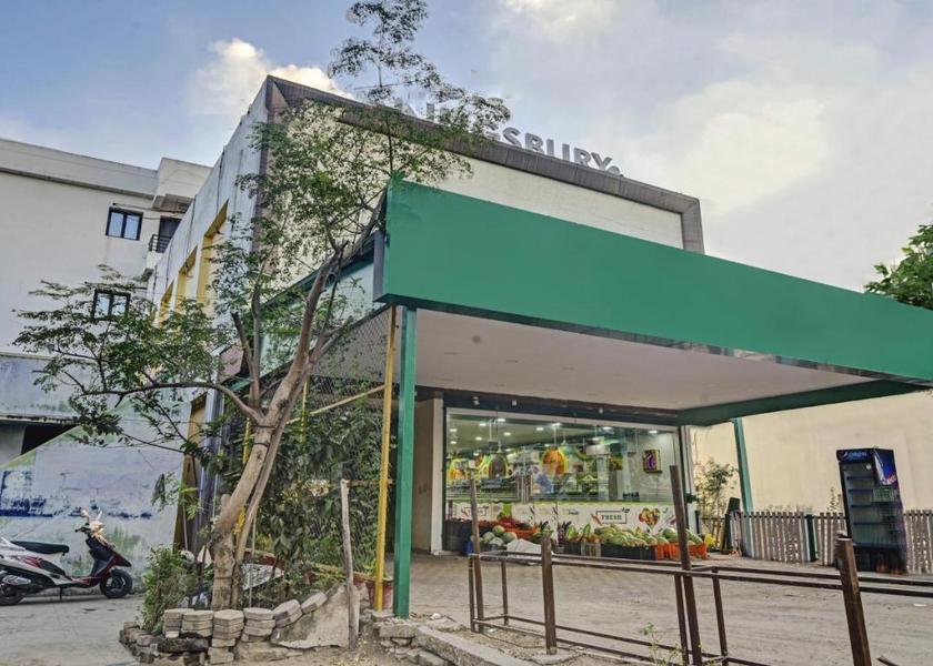 Tamil Nadu Vellore Hotel Exterior