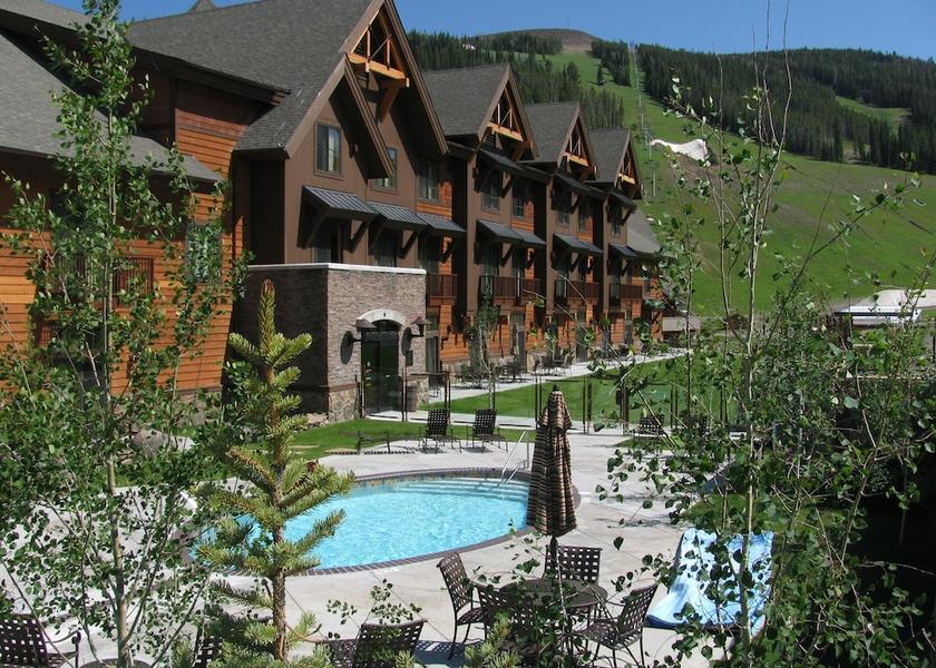 Montana Big Sky Exterior Detail