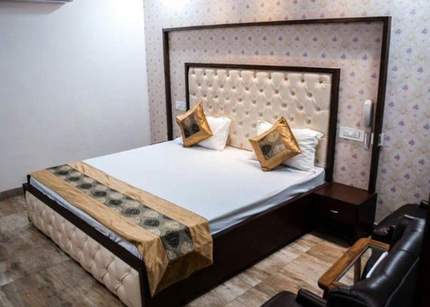 Punjab Zirakpur Deluxe Room