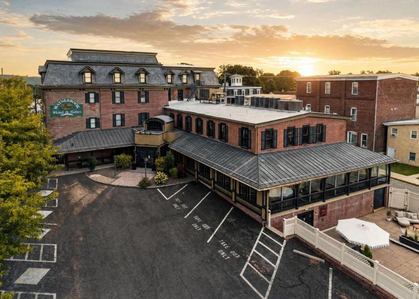 Pennsylvania Honey Brook Hotel Exterior