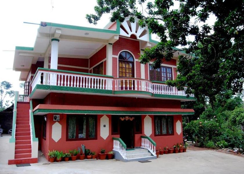 Karnataka Karadigodu Hotel Exterior