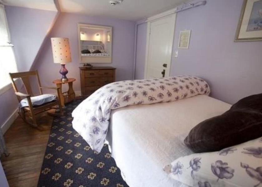 New Hampshire Jaffrey Room