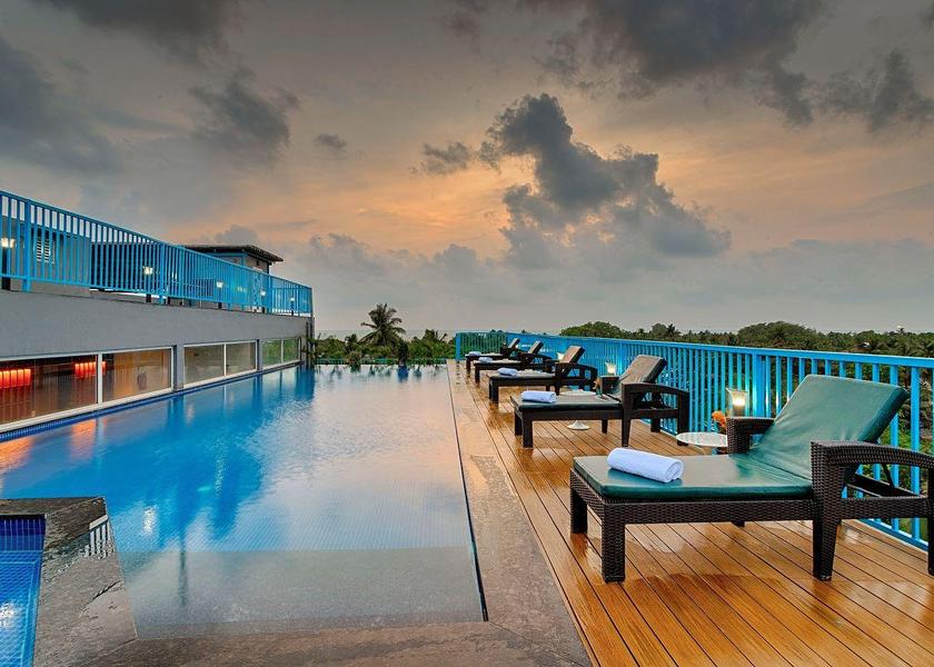 Goa Candolim Pool