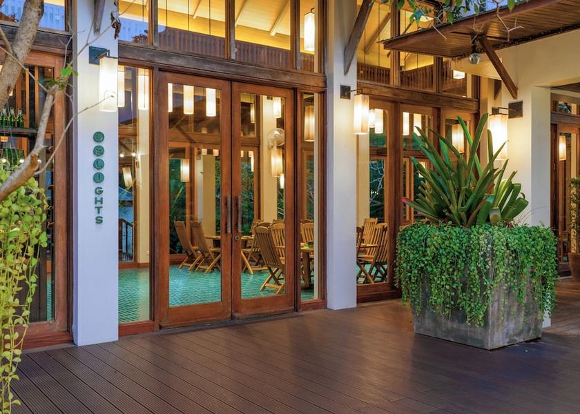Phuket Province Mai Khao Restaurant