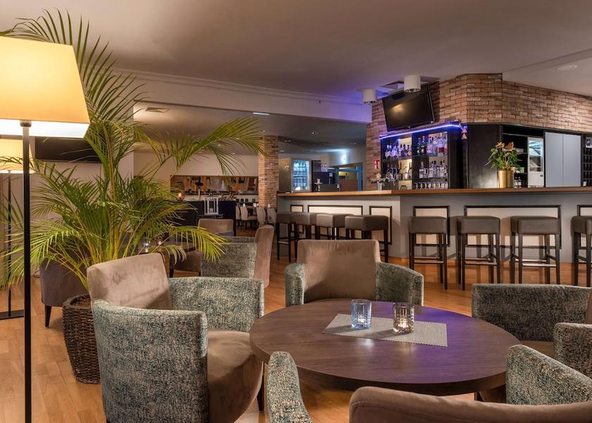 Bavaria Rosenheim Bar (on property)