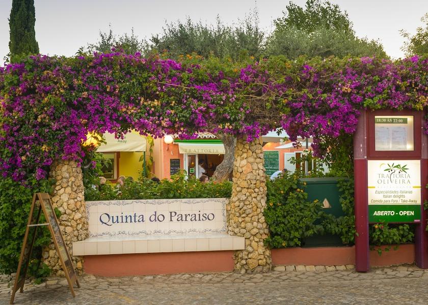Faro Lagoa Exterior Detail