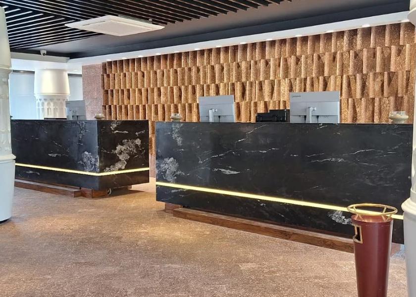 Goa Baga Public Areas