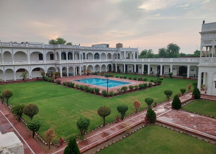 Rajasthan Alsisar Hotel View