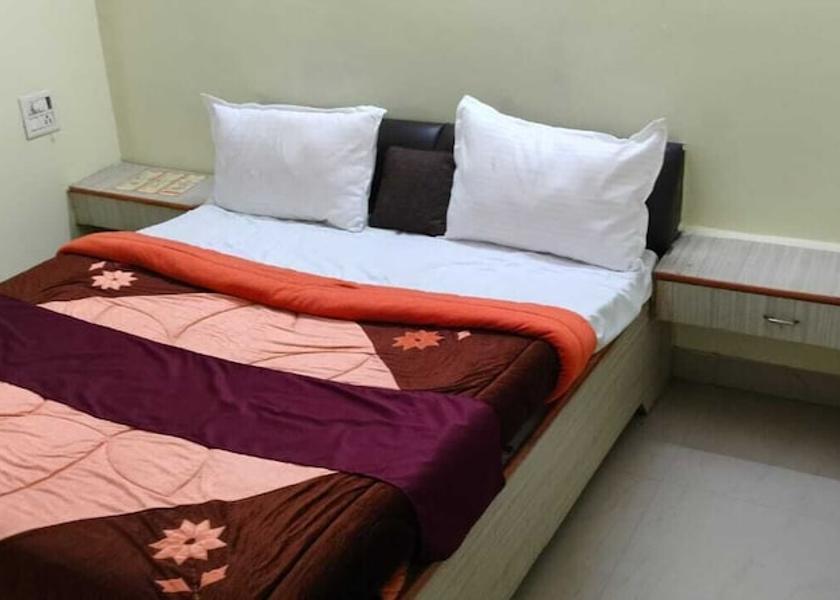 Uttarakhand Haridwar Room