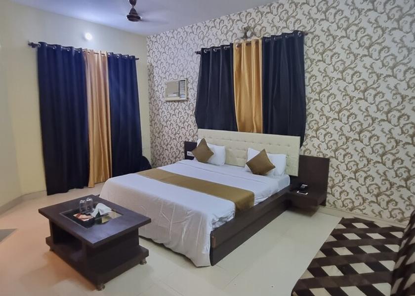 Rajasthan Sawai Madhopur Super Deluxe