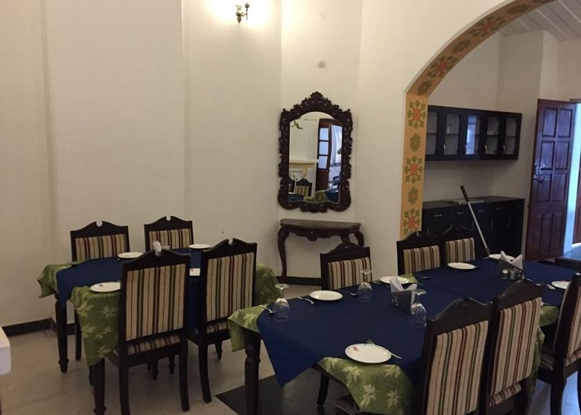 Madhya Pradesh Pachmarhi Food & Dining