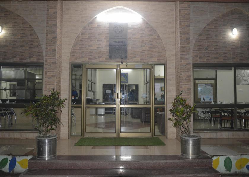 Madhya Pradesh Mandav Hotel Exterior