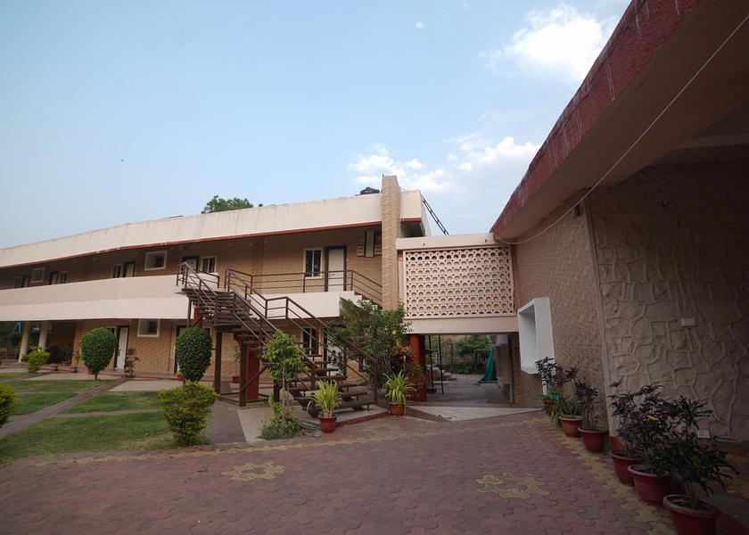 Madhya Pradesh Mandav Hotel Exterior