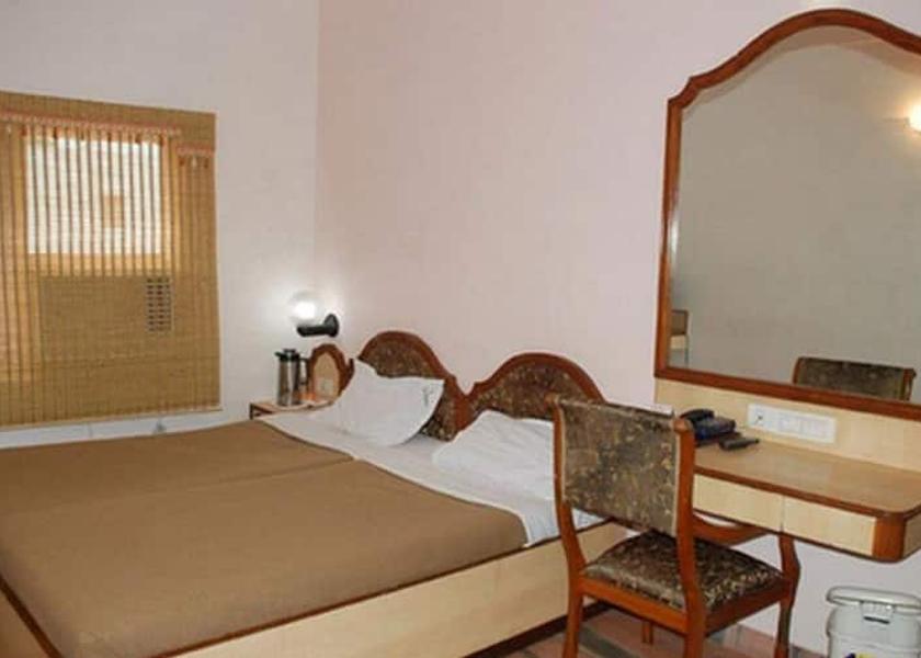 Punjab Mohali DELUXE ROOM