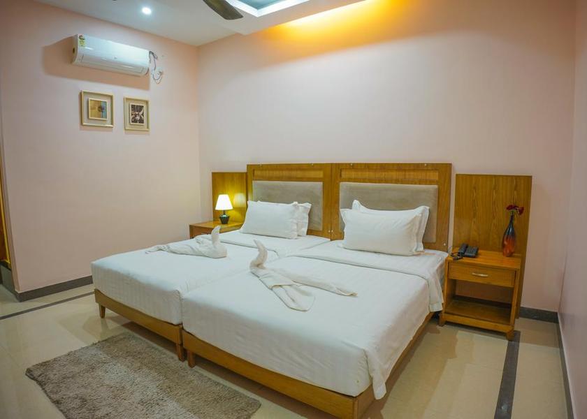 Karnataka Hampi Deluxe Room