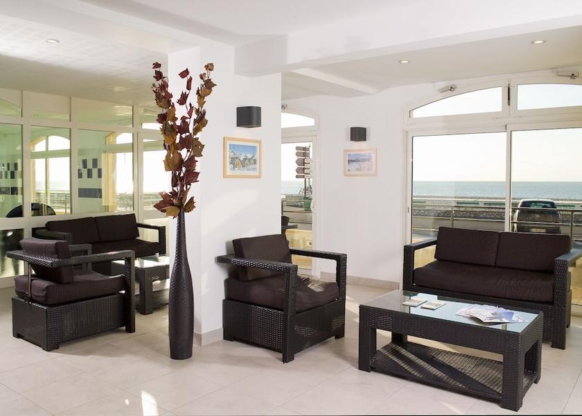 Hauts-de-France Cayeux-sur-Mer Lobby sitting area