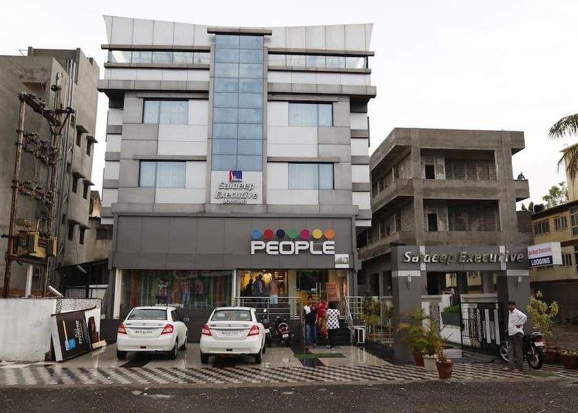 Maharashtra Ahmednagar 