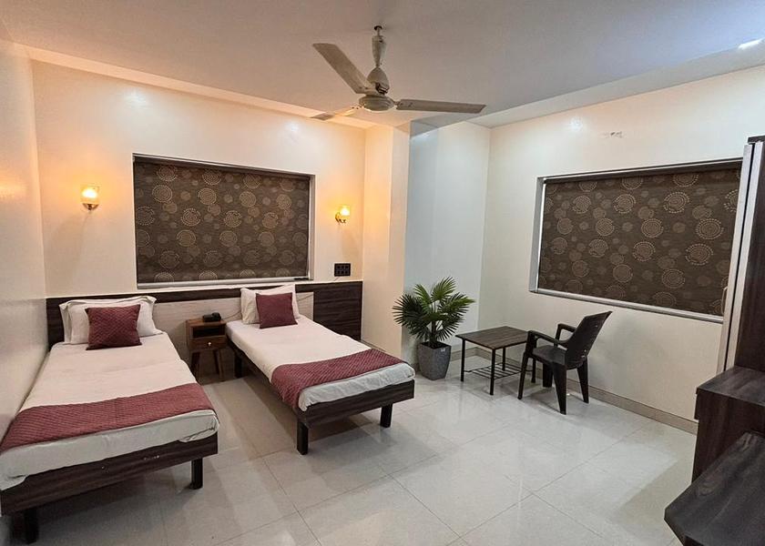 Maharashtra Ahmednagar Deluxe Twin Room