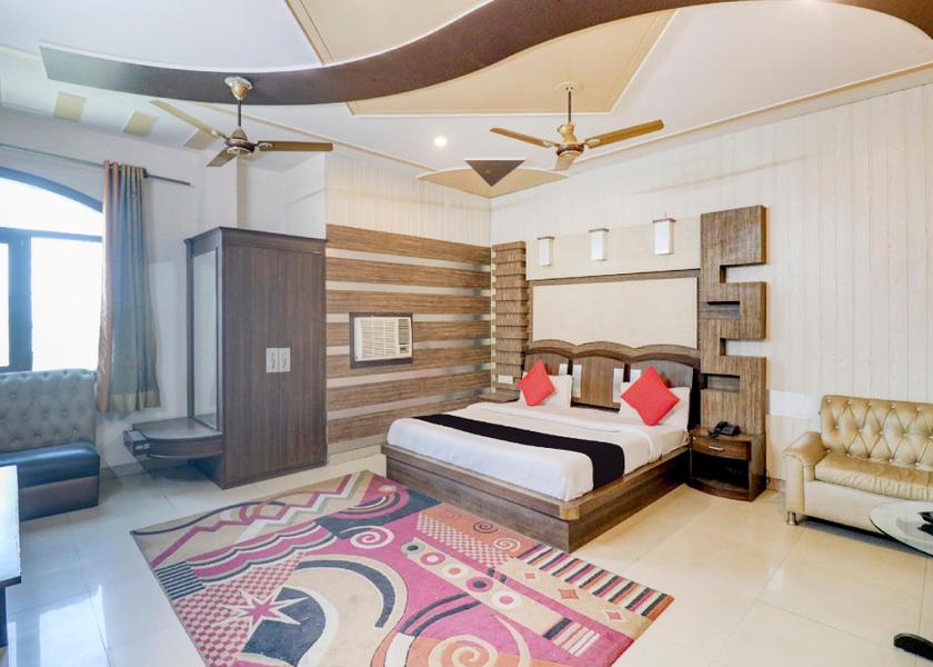 Uttar Pradesh Meerut Room