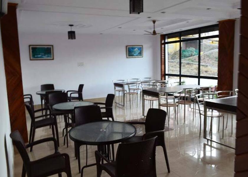 Uttarakhand Chamba dining area