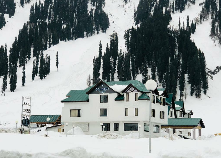 Jammu and Kashmir Sonamarg Hotel Exterior