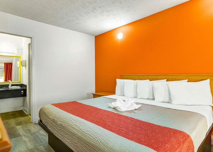 Tennessee Pigeon Forge Room