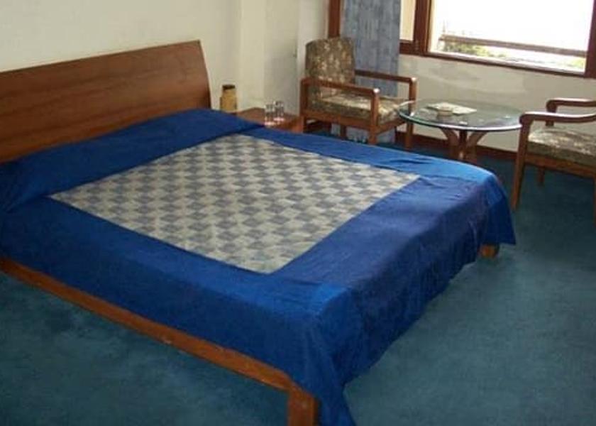 Maharashtra Beed dlx room
