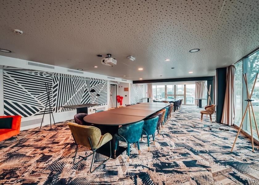 Ile-de-France Cergy Meeting facility