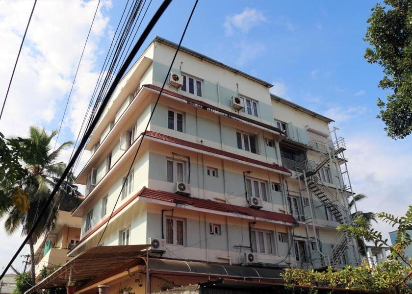 Kerala Thiruvananthapuram Hotel Exterior