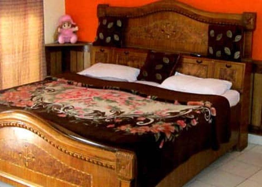 Uttar Pradesh Rudraprayag room