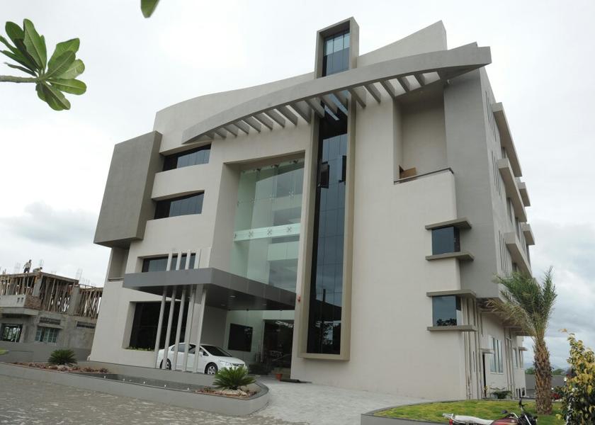 Maharashtra Phaltan Hotel Exterior