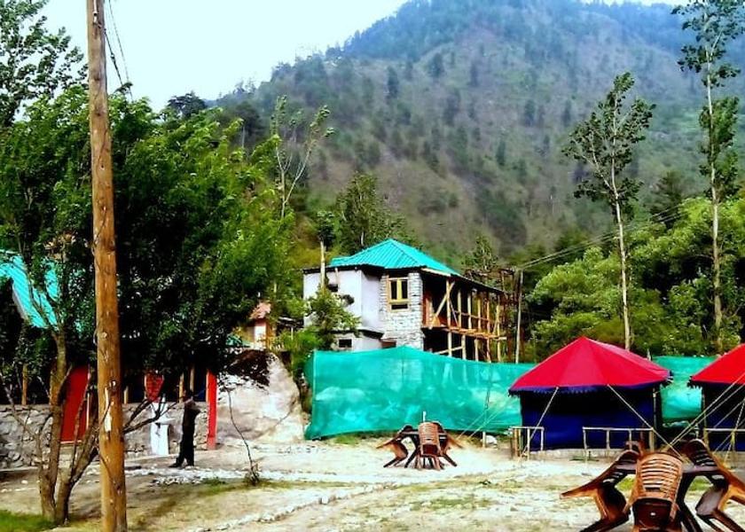 Himachal Pradesh Banjar camp view