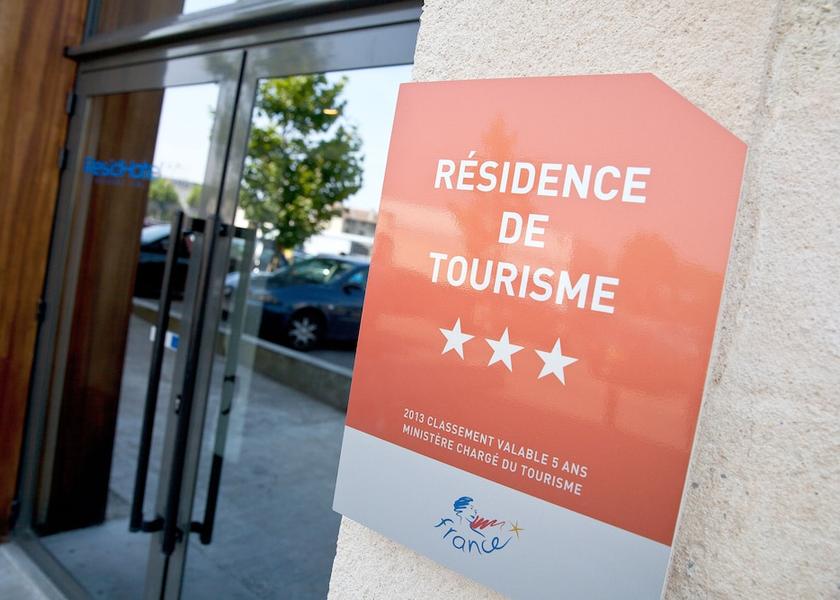 Nouvelle-Aquitaine Bordeaux Entrance