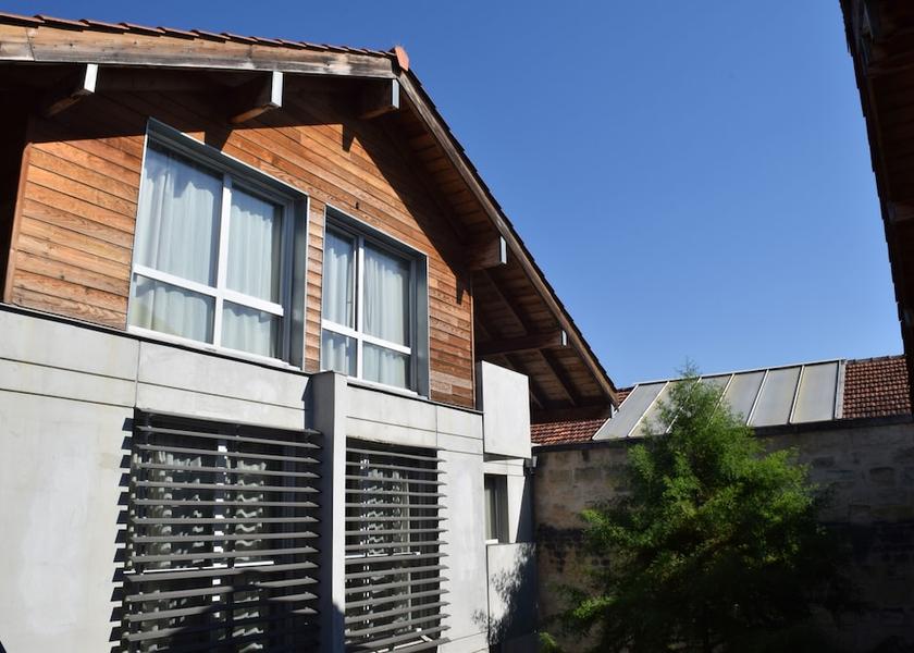 Nouvelle-Aquitaine Bordeaux Front of property