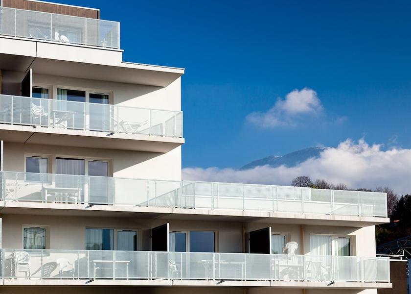 Auvergne-Rhone-Alpes Aix-Les-Bains Facade