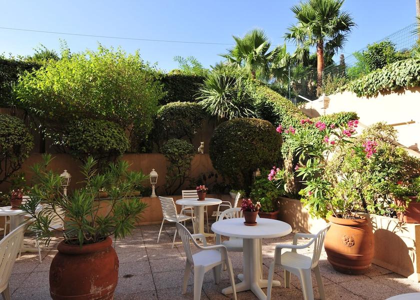Provence-Alpes-Côte d'Azur Cannes Outdoor Dining