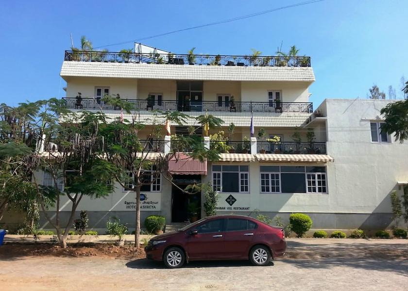 Tamil Nadu Tiruvannamalai Facade