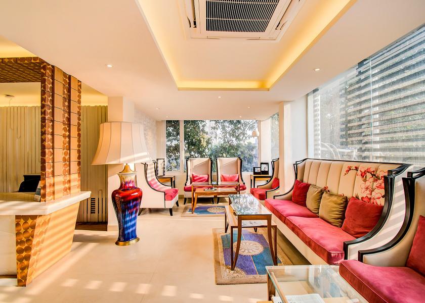 Uttar Pradesh Lucknow Public Areas