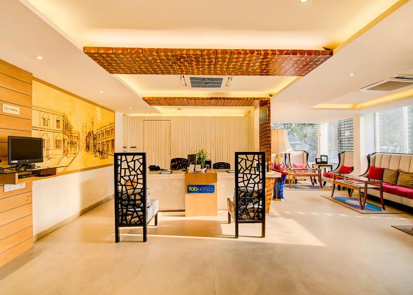 Uttar Pradesh Lucknow Public Areas