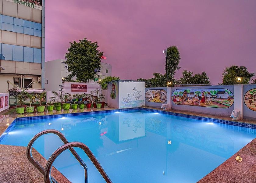 Rajasthan Udaipur Pool
